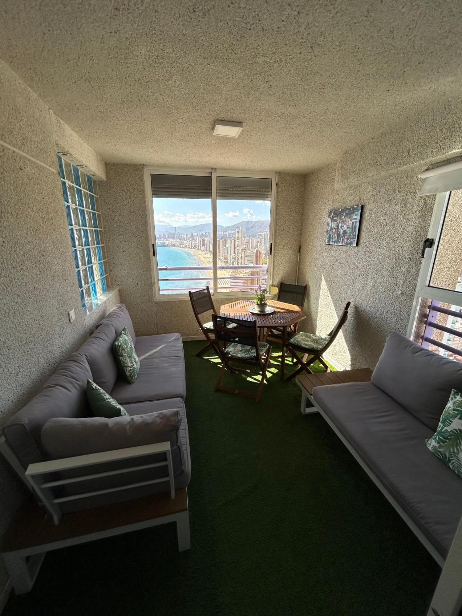 Apartamento Con Preciosas Vistas Y Piscina Бенидорм Екстериор снимка