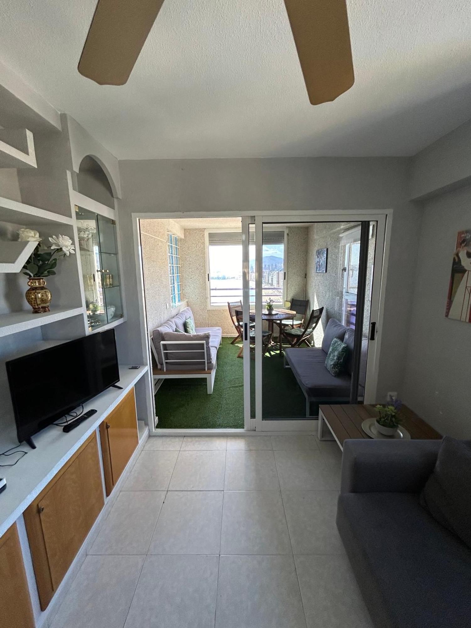 Apartamento Con Preciosas Vistas Y Piscina Бенидорм Екстериор снимка